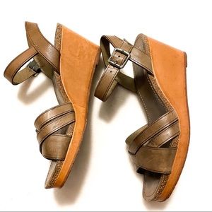 Frye Black Leather Slingback Buckle Wedge Open Toe Sandal Shoes Women's 8.5M